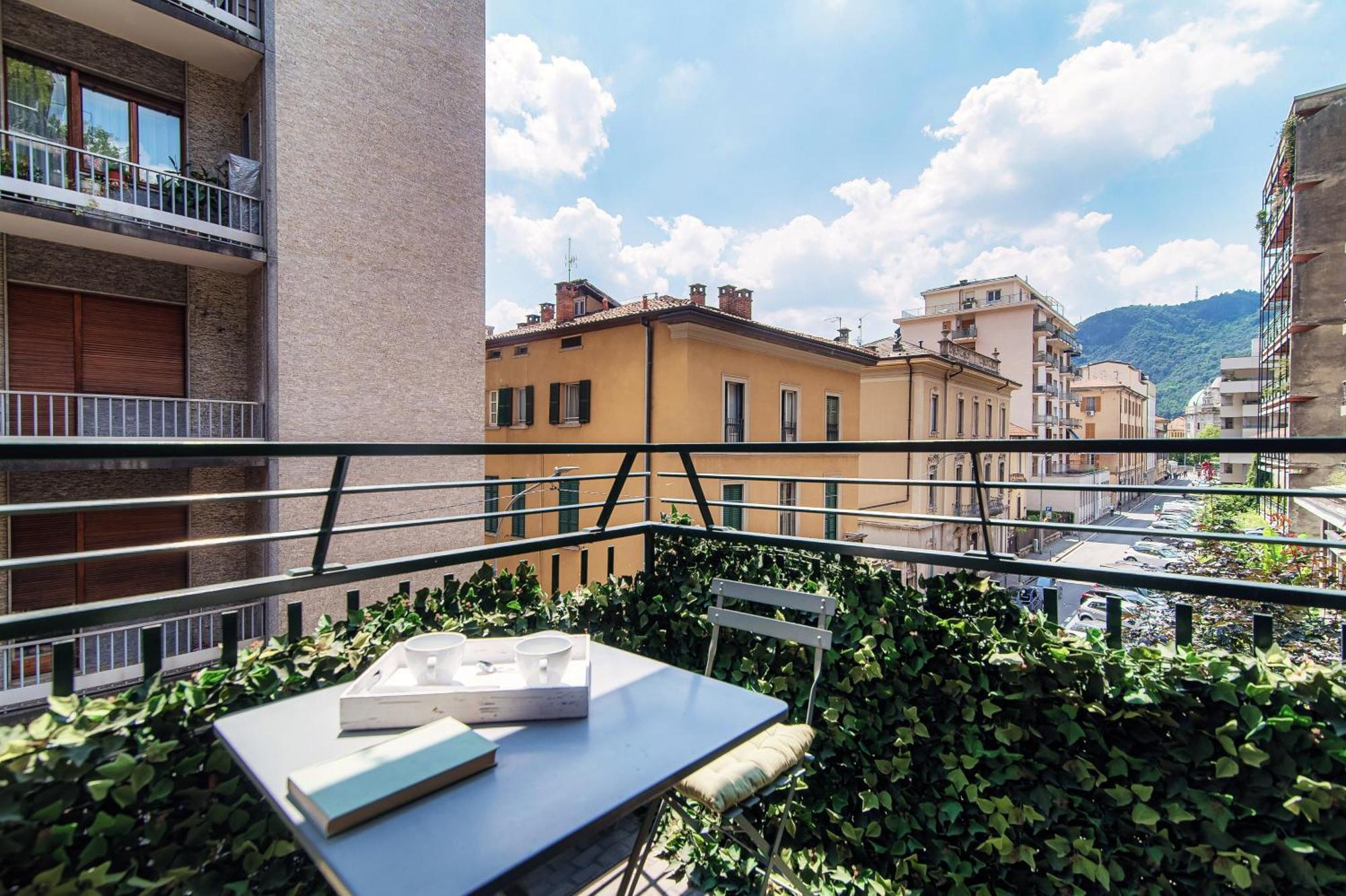 Appartement Rezzonico - By Myhomeincomo