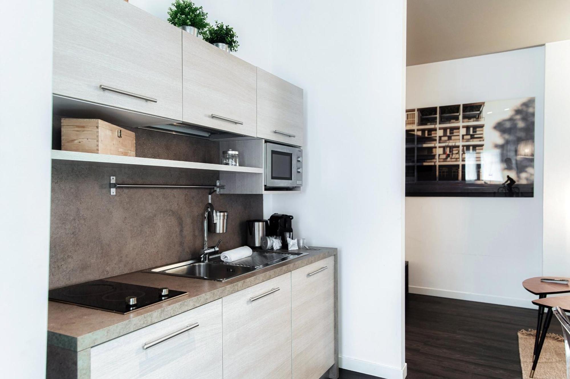 Appartement Rezzonico - By Myhomeincomo Como