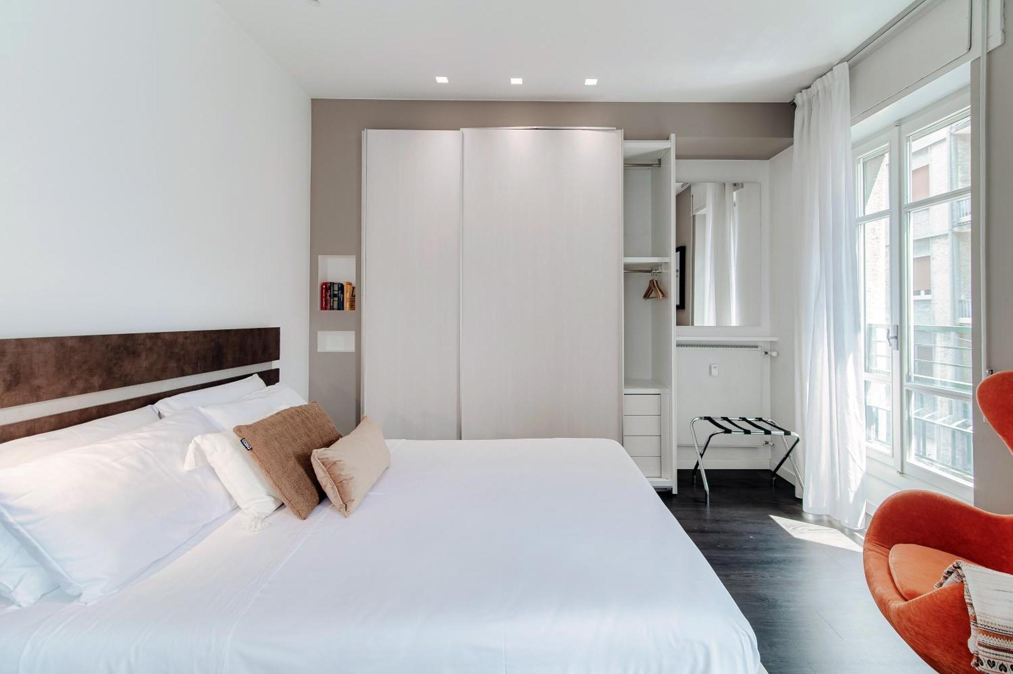 Appartement Rezzonico - By Myhomeincomo *